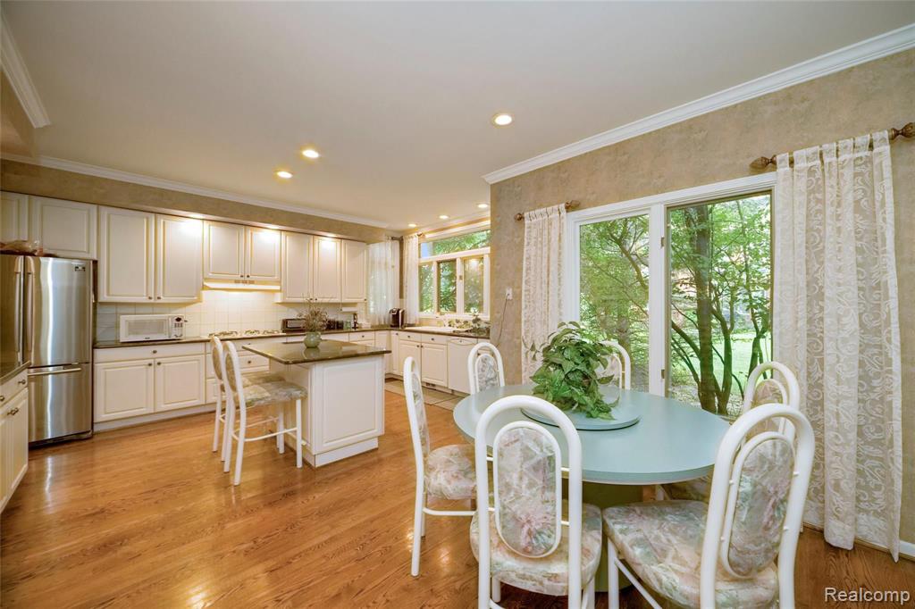 3743 Sleepy Fox Drive Rochester Hills, MI 48309 - Photo 14 of 55