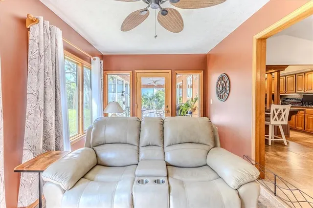 $353,800 | 11 Sycamore Court West, Homosassa, FL 34446