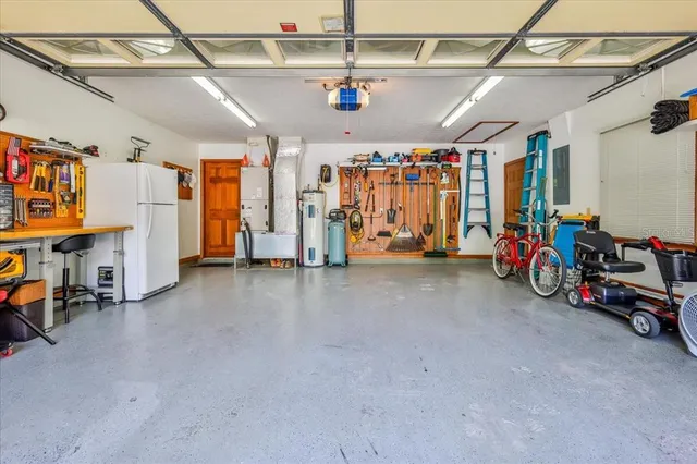 $353,800 | 11 Sycamore Court West, Homosassa, FL 34446