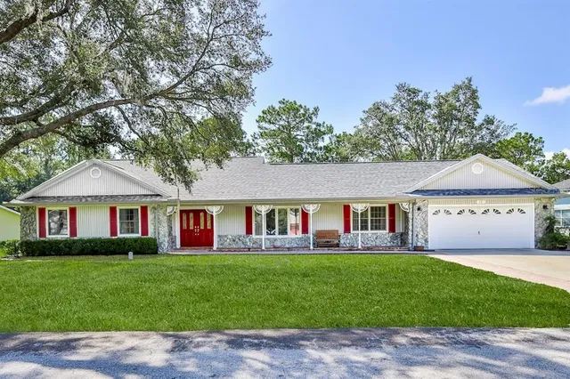 $353,800 | 11 Sycamore Court West, Homosassa, FL 34446