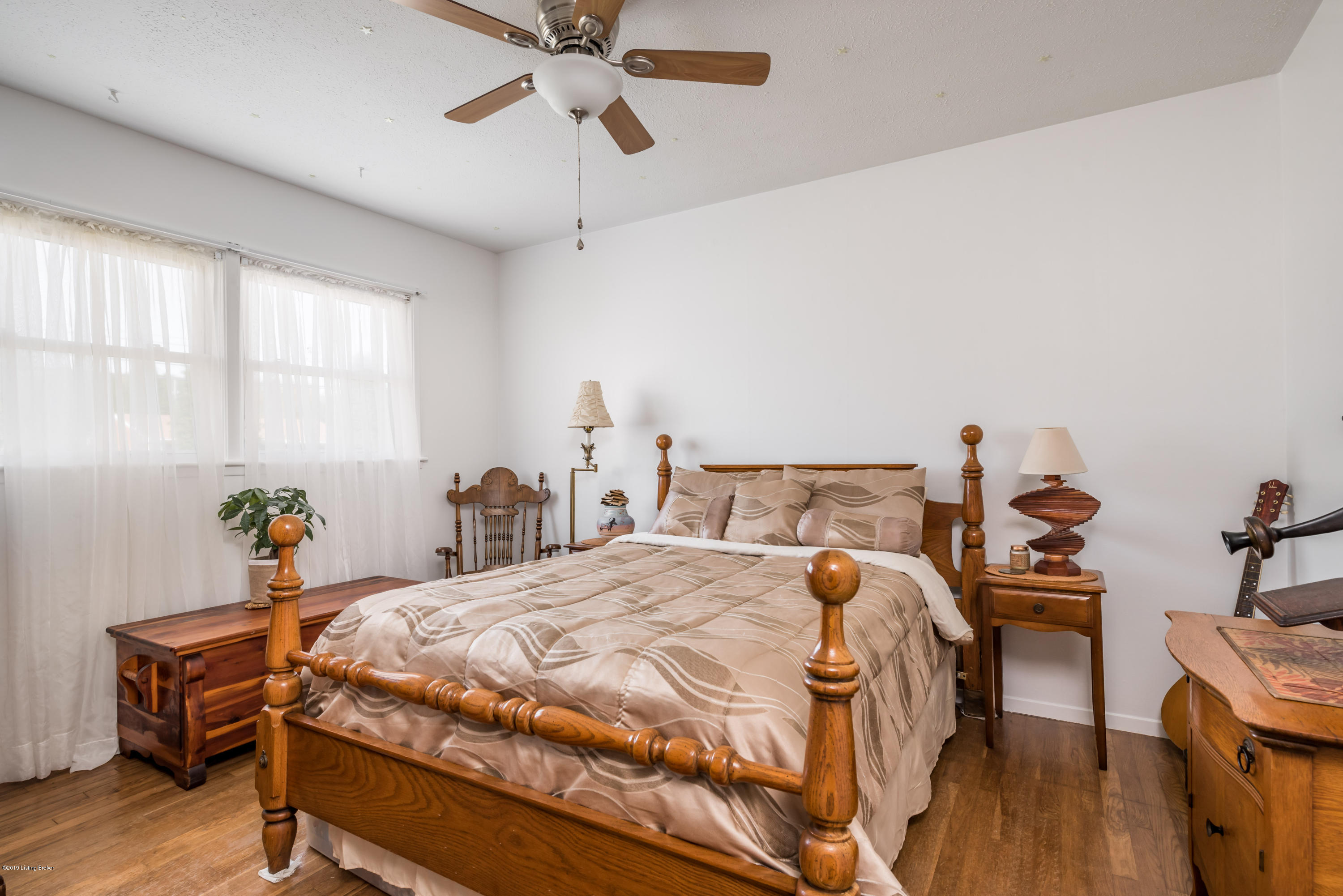 9607 Maple Road Louisville, KY 40229 - Photo 16 of 30 DHI-13