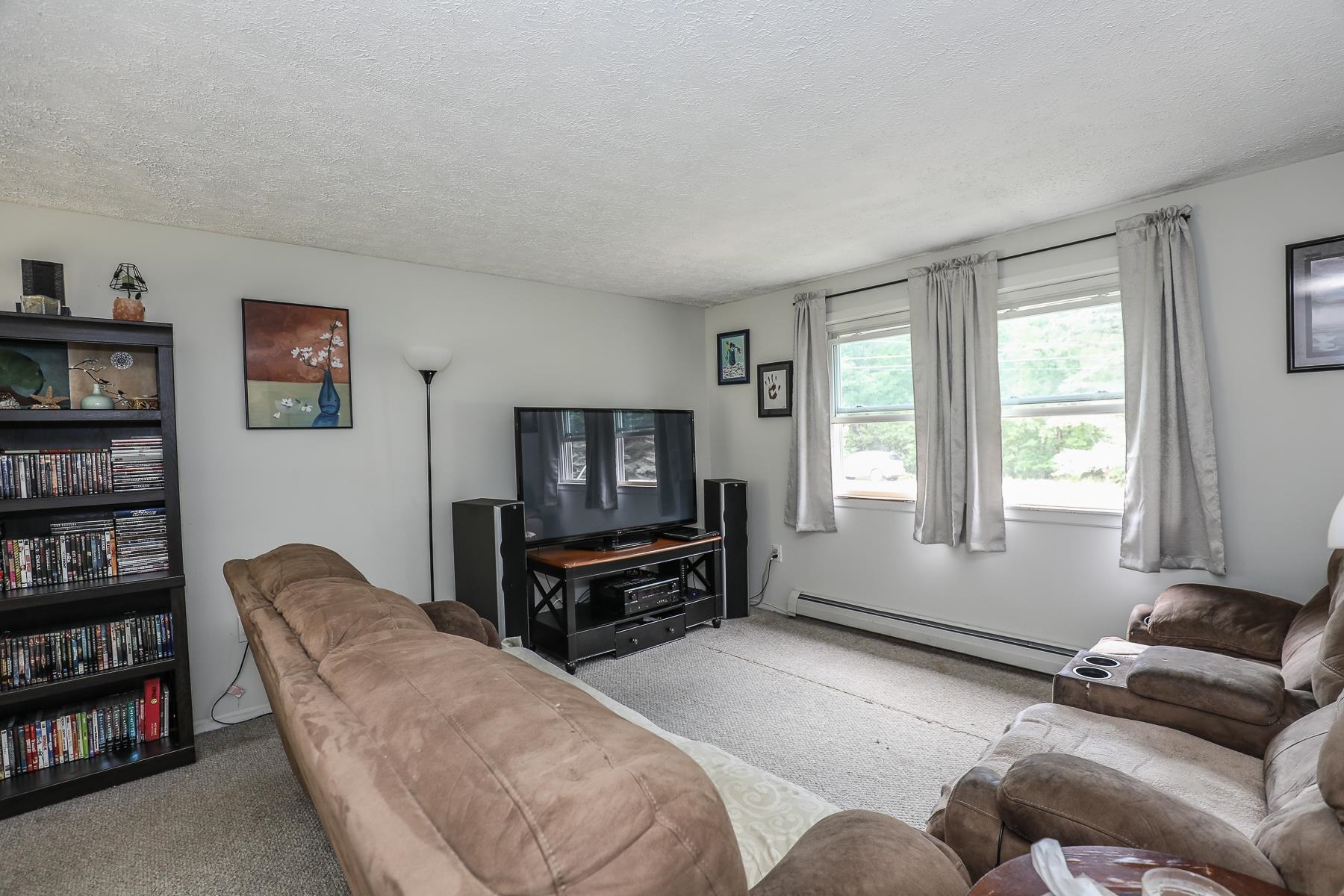 479 Bacon Road Henniker, NH 03242 - Photo 11 of 34