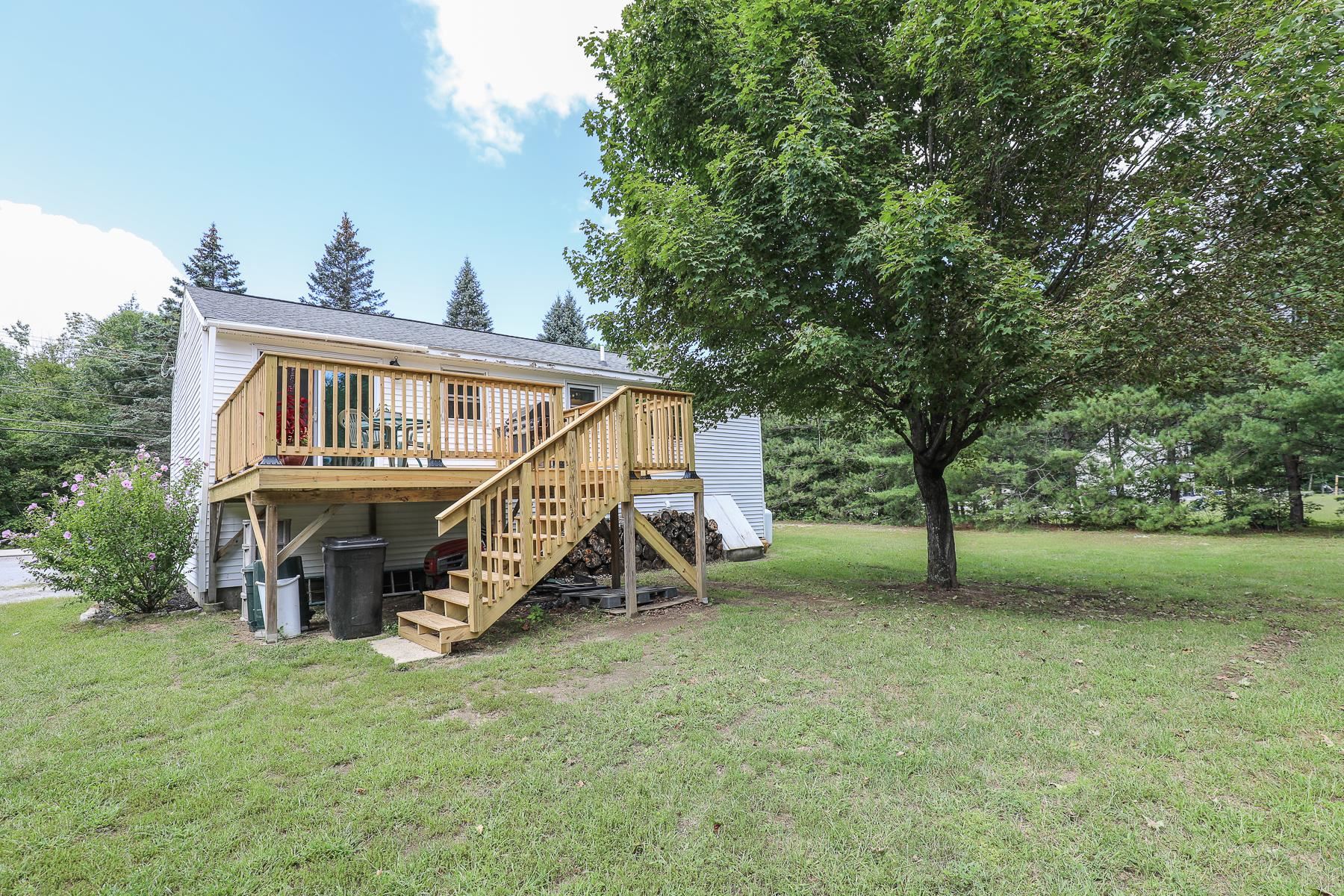 479 Bacon Road Henniker, NH 03242 - Photo 5 of 34
