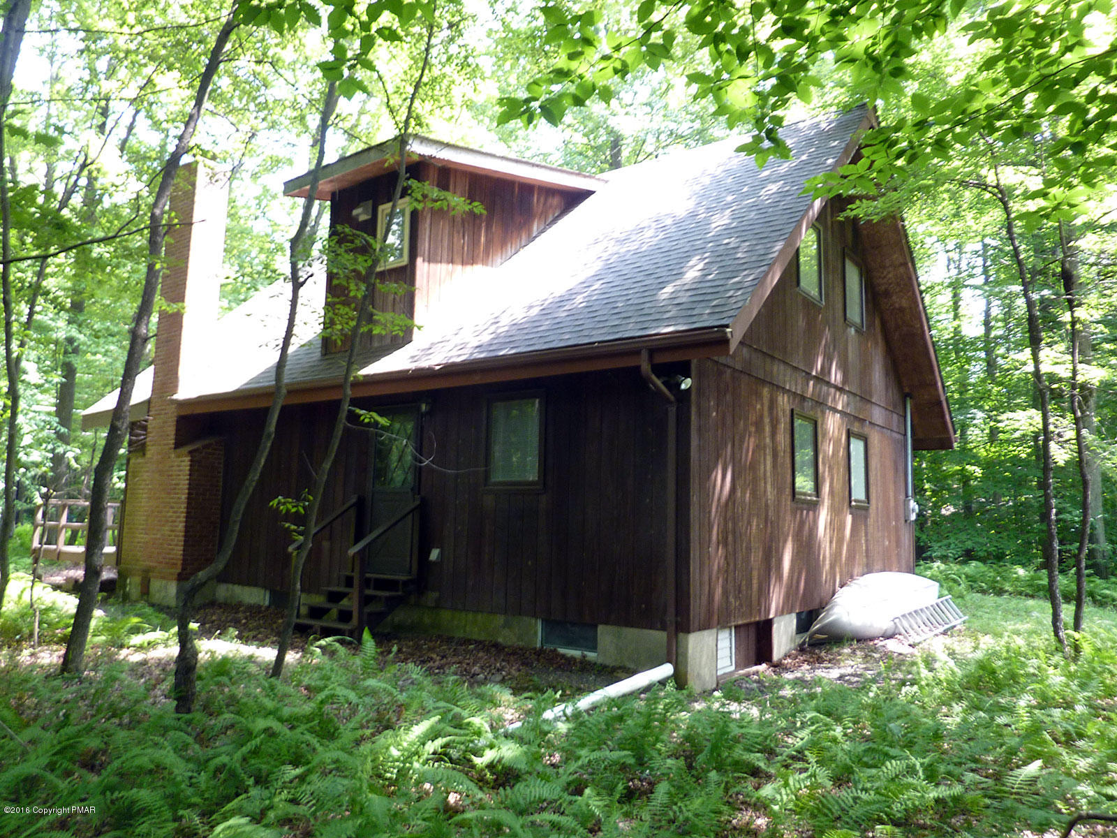 315 Appleseed Road Pocono Pines, PA 18350 - Photo 9 of 47 ZolfaghariSideExterior