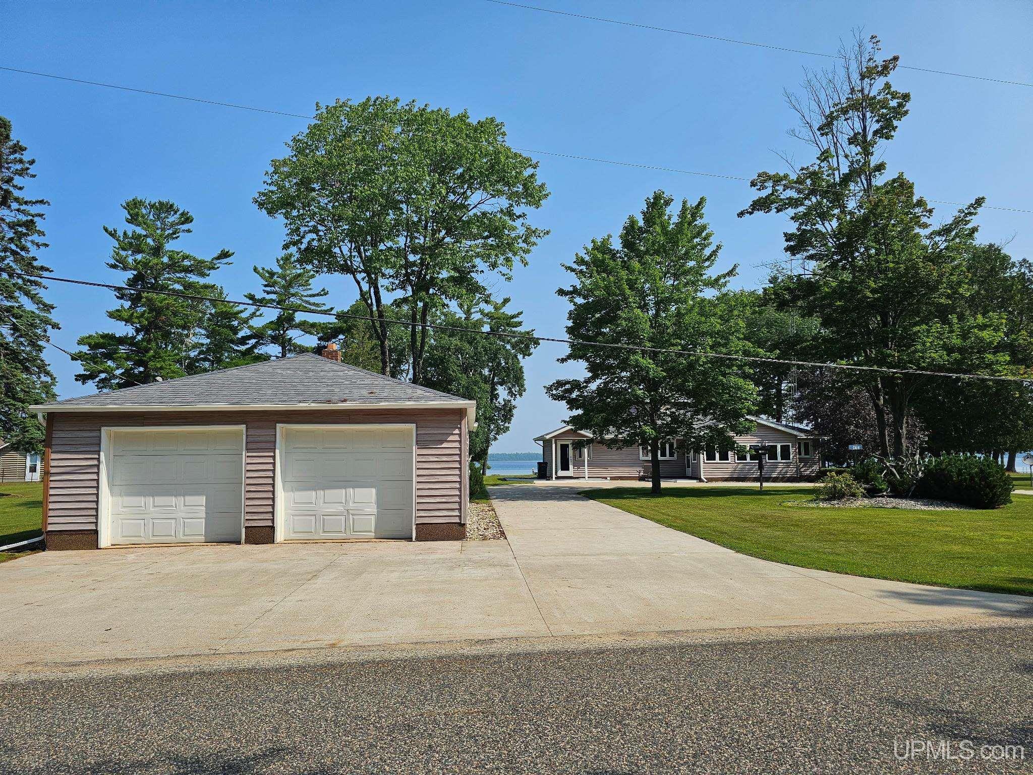 536 West Gulliver Lake Road Gulliver, MI 49840 - Photo 53 of 97