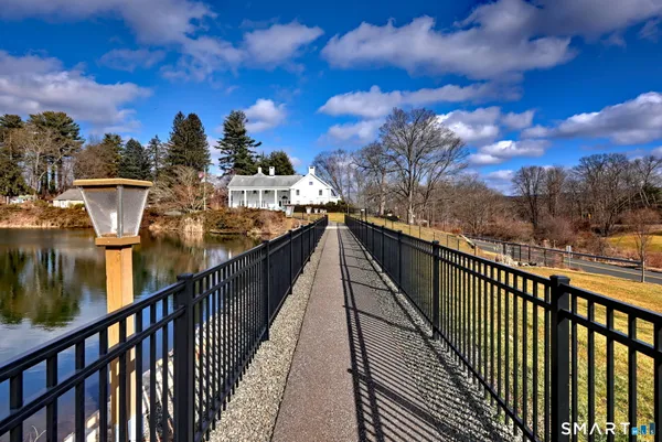 $2,100 | 454 Heritage Village, Unit A, Southbury, CT 06488
