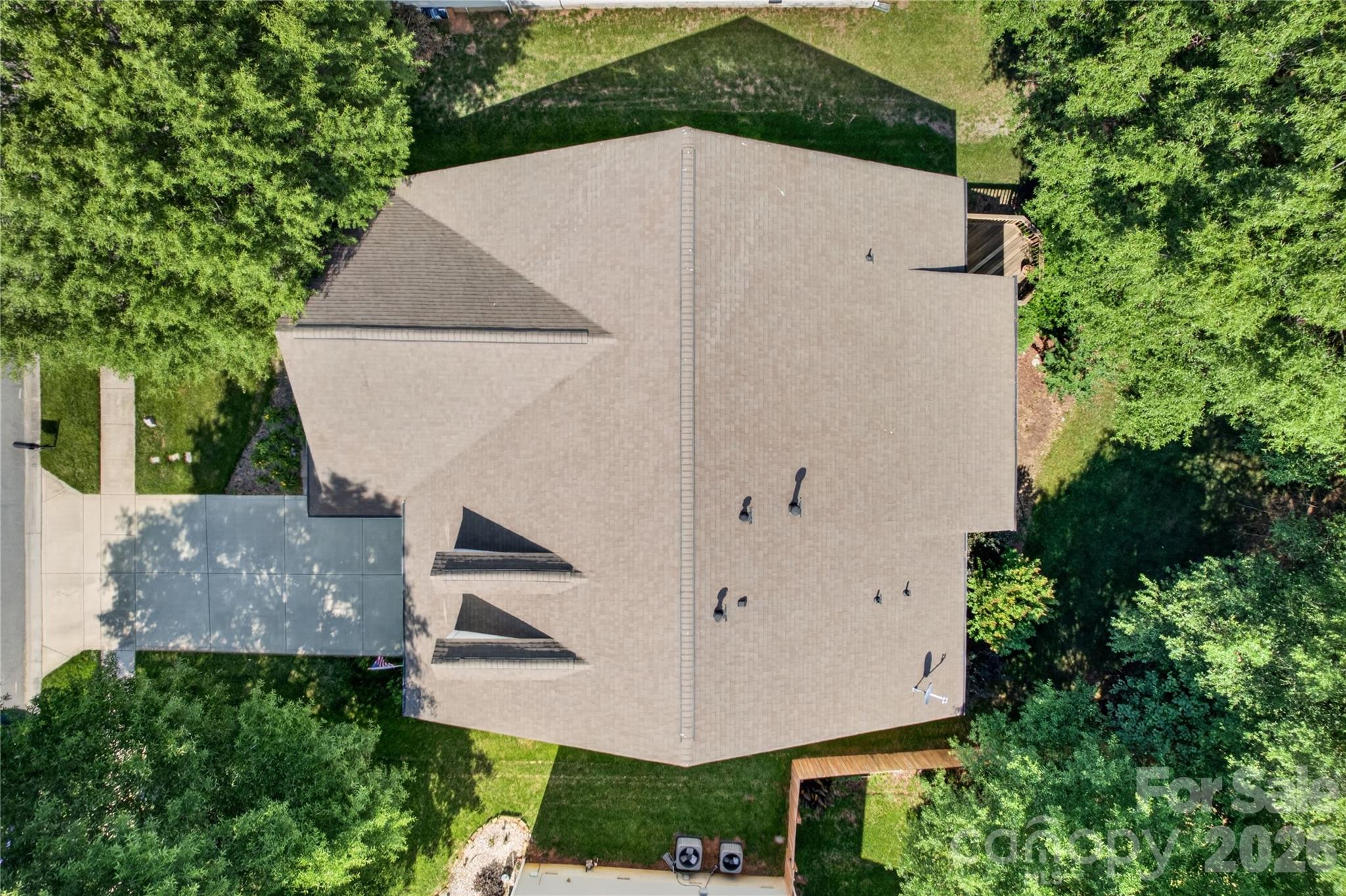 533 Fair Oaks Drive Fort Mill, SC 29708 - Photo 33 of 33 an aerial view of a house