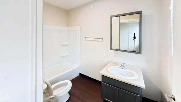 $1,695 | 3554 East Washington Avenue, Unit 200, Madison, WI 53704