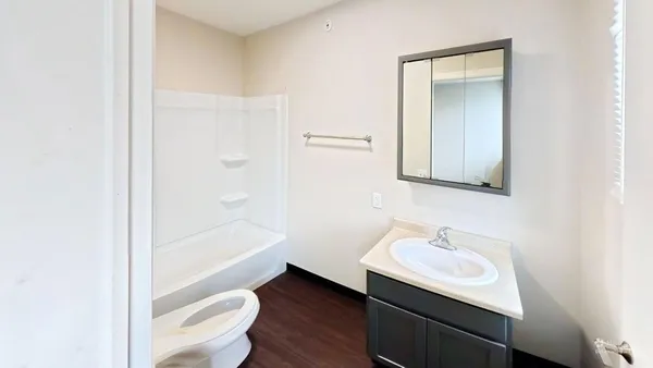 $1,695 | 3554 East Washington Avenue, Unit 200, Madison, WI 53704