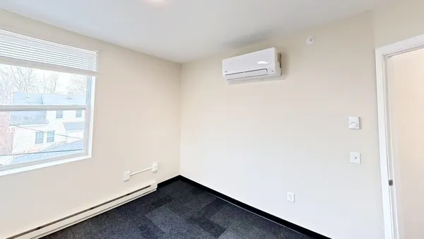 $1,695 | 3554 East Washington Avenue, Unit 200, Madison, WI 53704