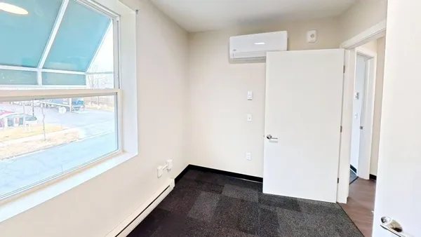 $1,695 | 3554 East Washington Avenue, Unit 200, Madison, WI 53704