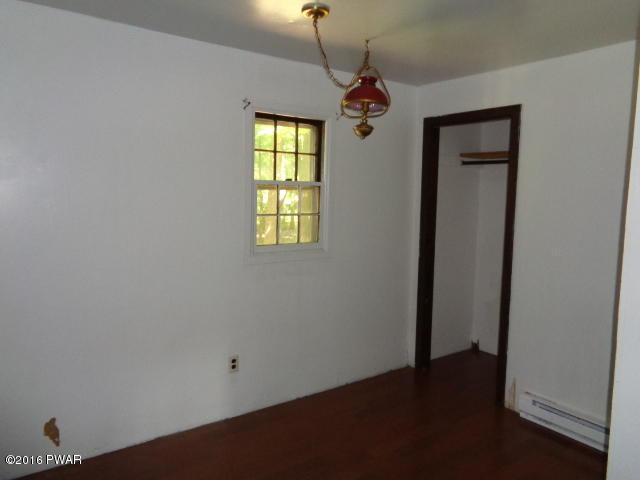 197 Silver Lake Road Dingmans Ferry, PA 18328 - Photo 10 of 19