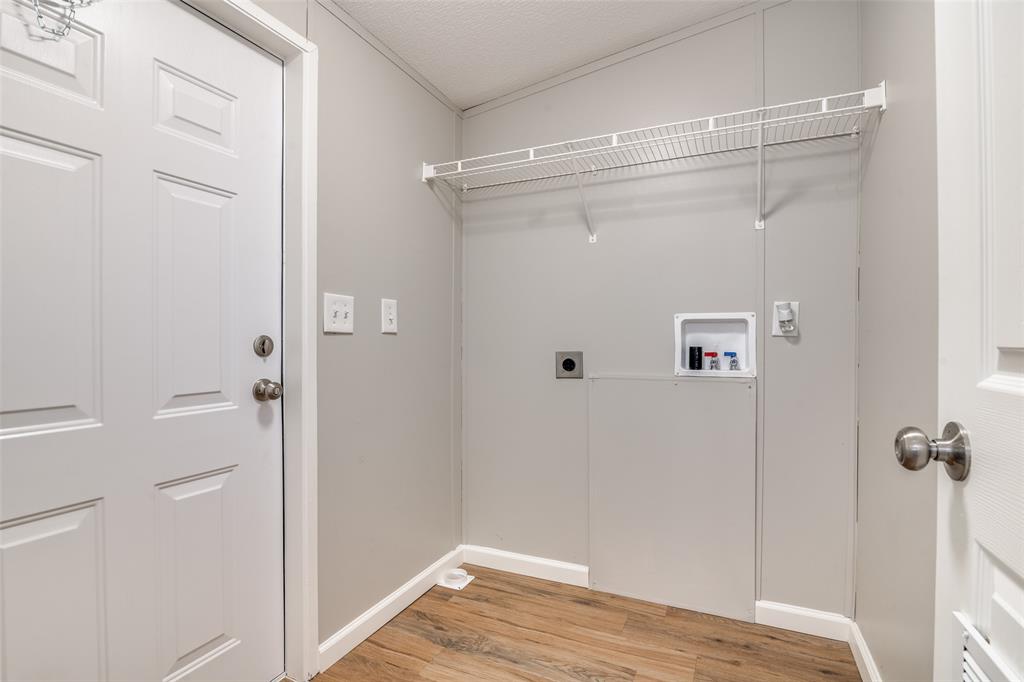 3176 North Ridge Crandall, TX 75114 - Photo 21 of 24 a view of bathroom