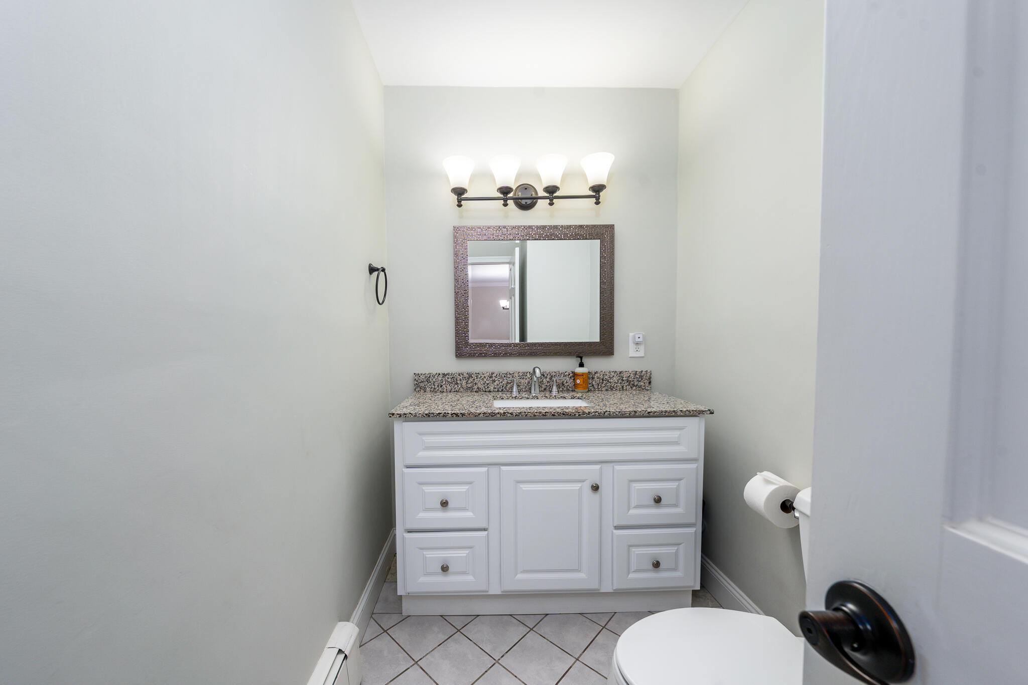 59 Main Street, Unit 73 Dennis, MA 02638 - Photo 21 of 39 lowerbath