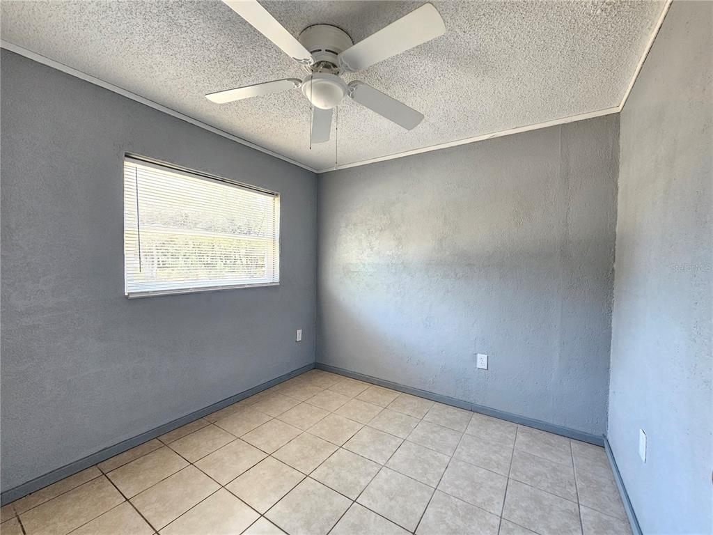 945 Reynolds Road Lakeland, FL 33801 - Photo 9 of 23