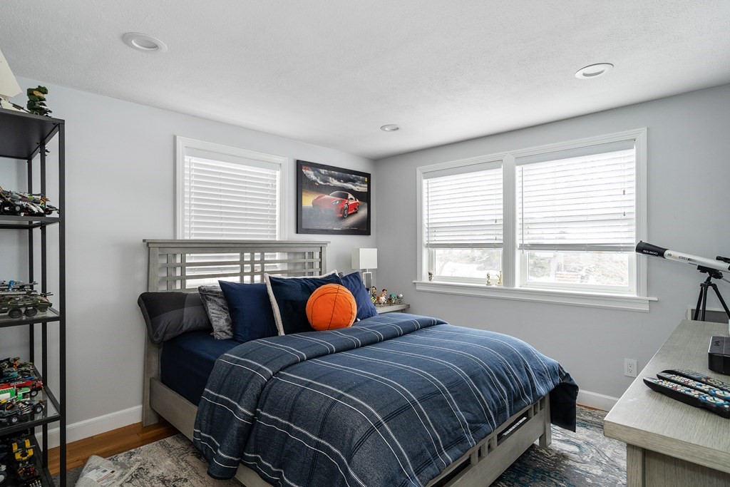 186 Robert Road Dedham, MA 02026 - Photo 12 of 23