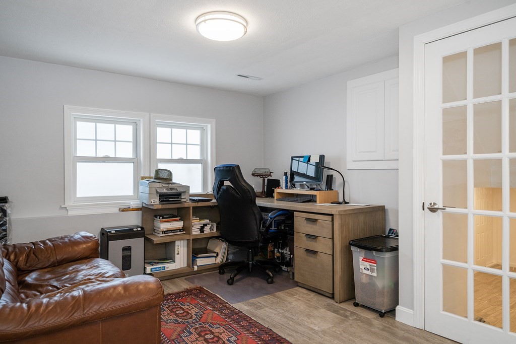 186 Robert Road Dedham, MA 02026 - Photo 16 of 23