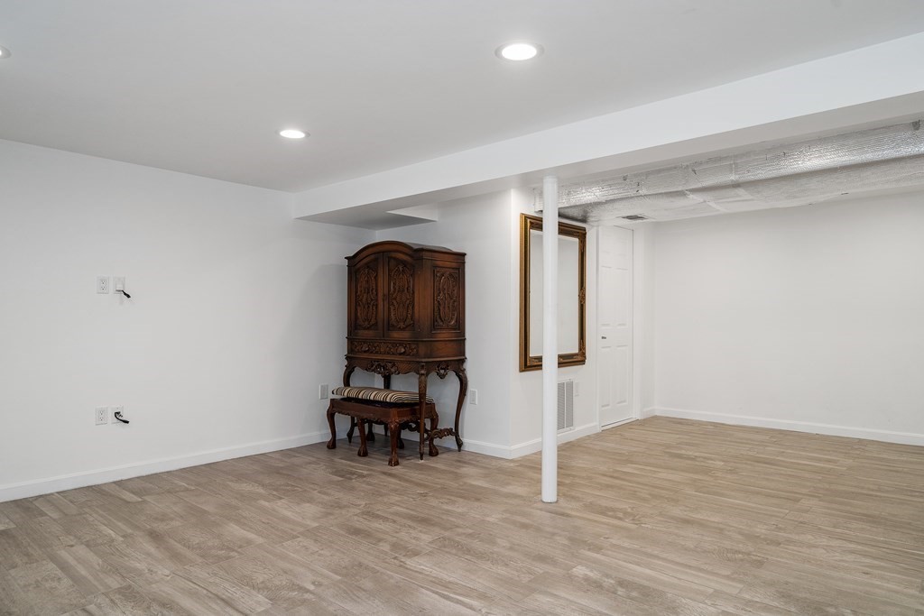186 Robert Road Dedham, MA 02026 - Photo 18 of 23
