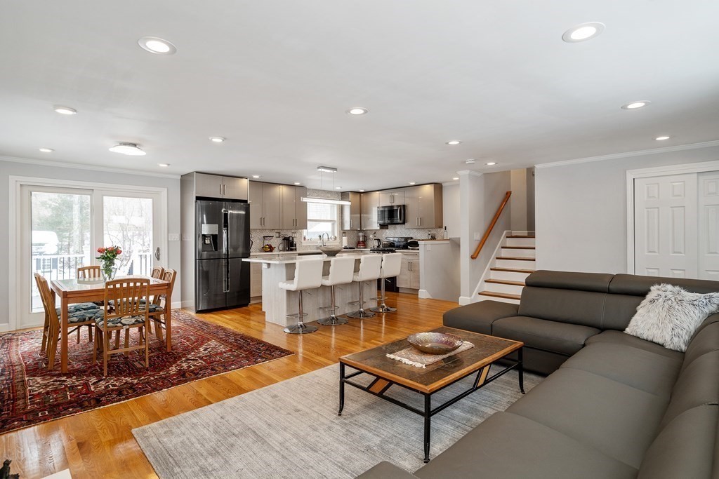 186 Robert Road Dedham, MA 02026 - Photo 2 of 23