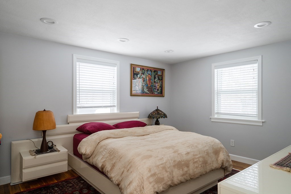 186 Robert Road Dedham, MA 02026 - Photo 9 of 23