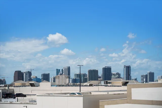 $549,500 | 1819 Southeast 17th Street, Unit 901, Fort Lauderdale, FL 33316