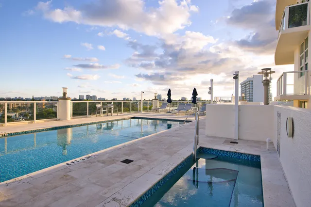 $549,500 | 1819 Southeast 17th Street, Unit 901, Fort Lauderdale, FL 33316