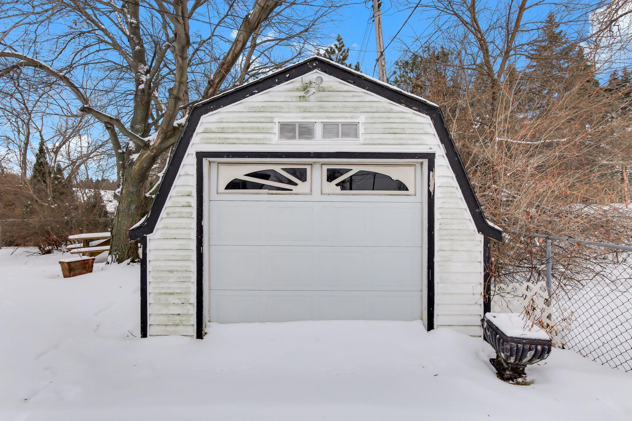 1372 Upper 55th Street East Inver Grove Heights, MN 55077 - Photo 9 of 13