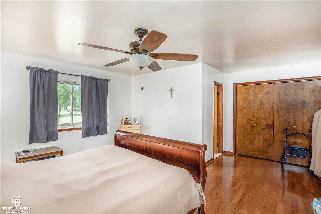11143 Erdmann Road Sterling Heights, MI 48314 - Photo 12 of 26 Primary Bedroom Suite