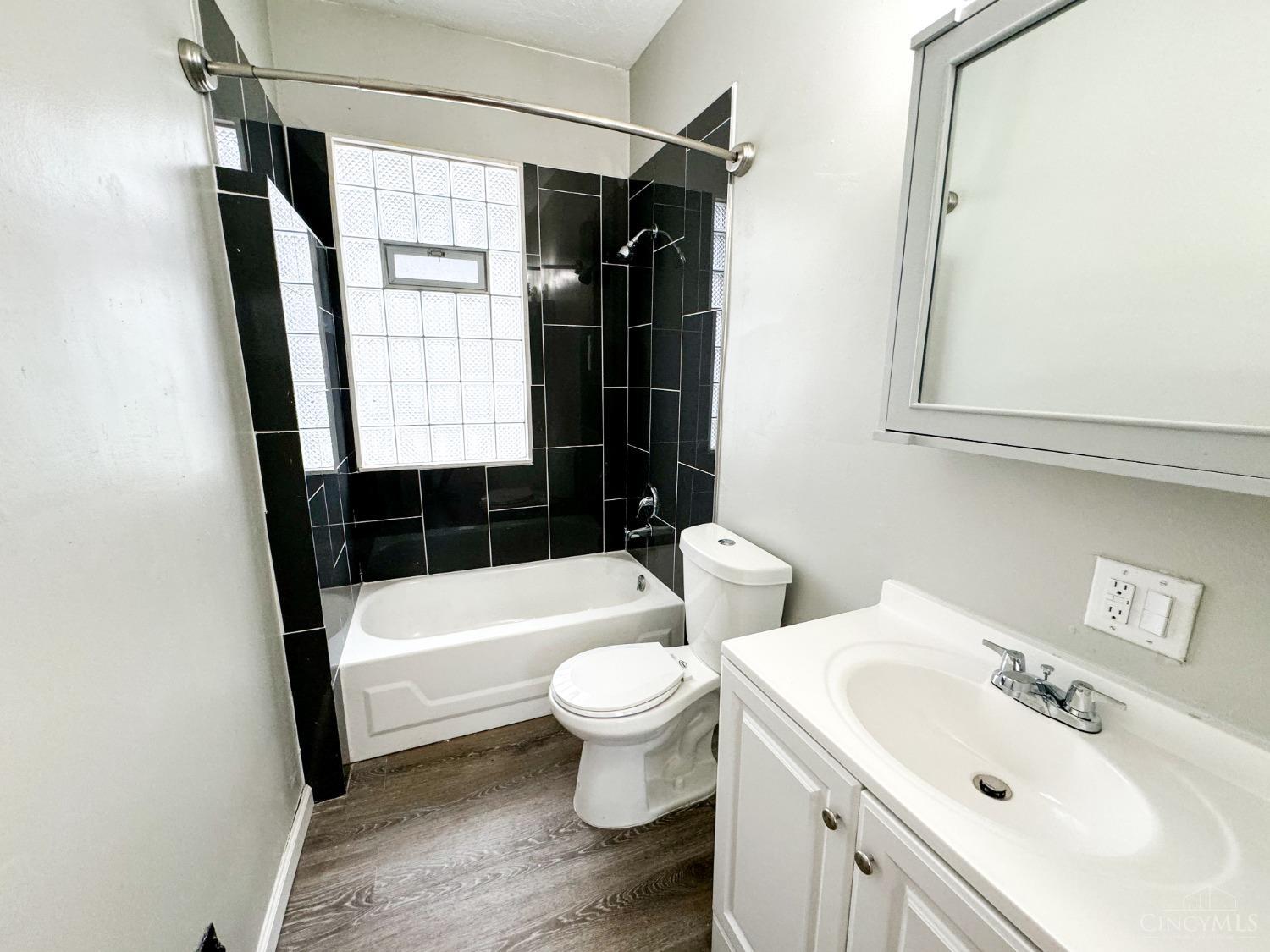 2203 Lawn Avenue Norwood, OH 45212 - Photo 14 of 23