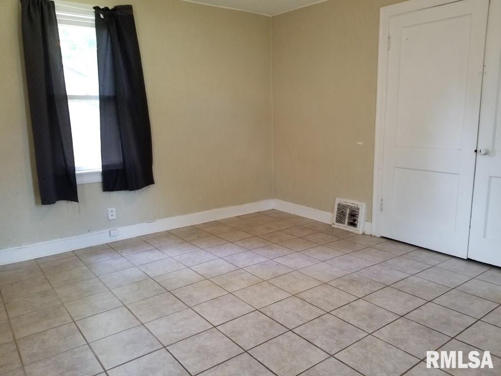 1619 North 7th Street Springfield, IL 62702 - Photo 6 of 8