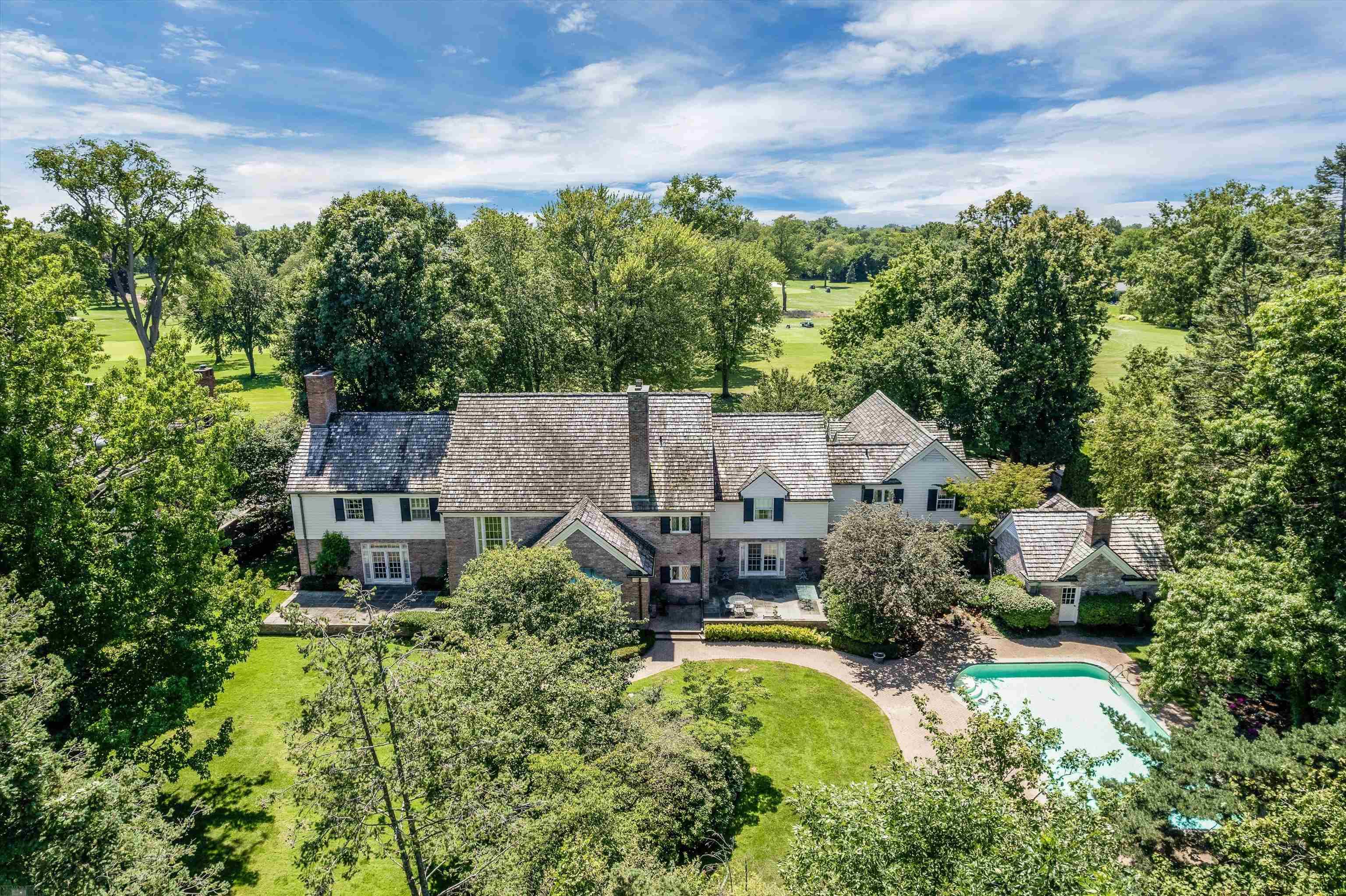 382 Provencal Road Grosse Pointe Farms, MI 48236 - Photo 87 of 95