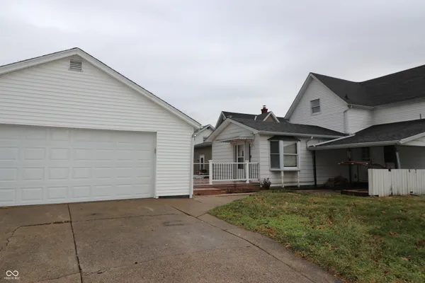 $194,900 | 203 North Main Street, Batesville, IN 47006