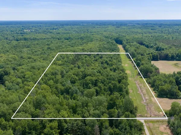 $87,900 | 1999 Ryan Road, Caro, MI 48723