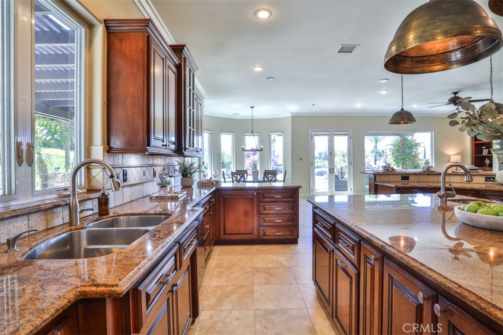 39520 Colleen Way Temecula, CA 92592 - Photo 27 of 75
