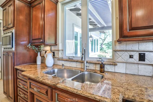 $14,000 | 39520 Colleen Way, Temecula, CA 92592