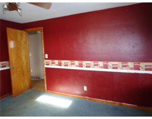 1251 Student Springfield, OH 45503 - Photo 6 of 9