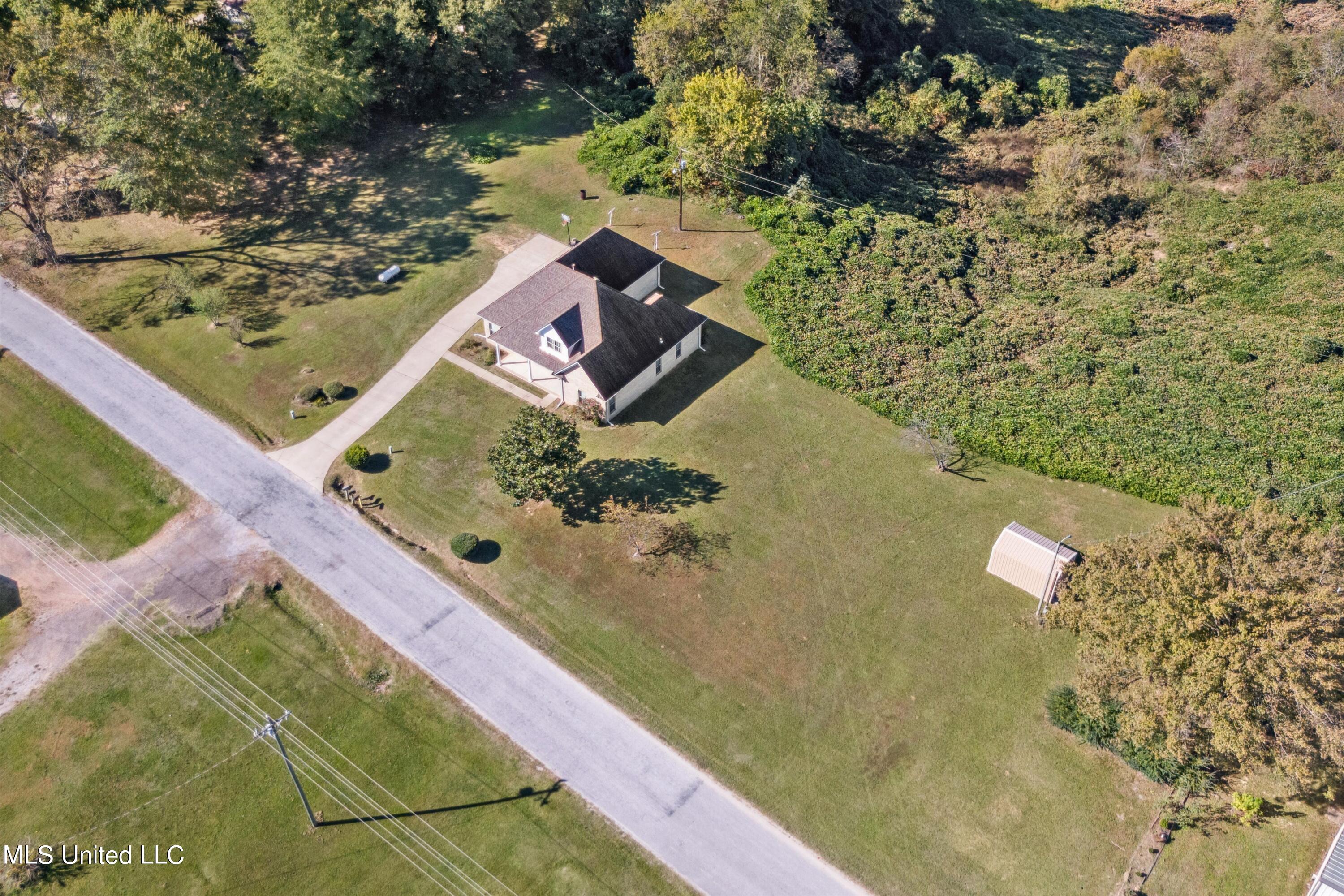 46 Tyro Road Holly Springs, MS 38635 - Photo 4 of 28 25-46 Tyro Rd-25