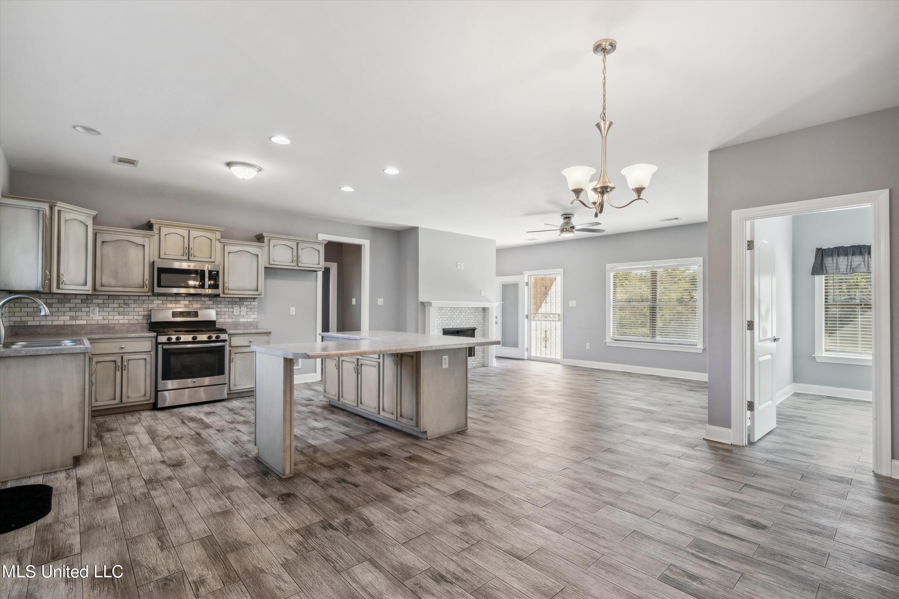 46 Tyro Road Holly Springs, MS 38635 - Photo 10 of 28 09-46 Tyro Rd-9