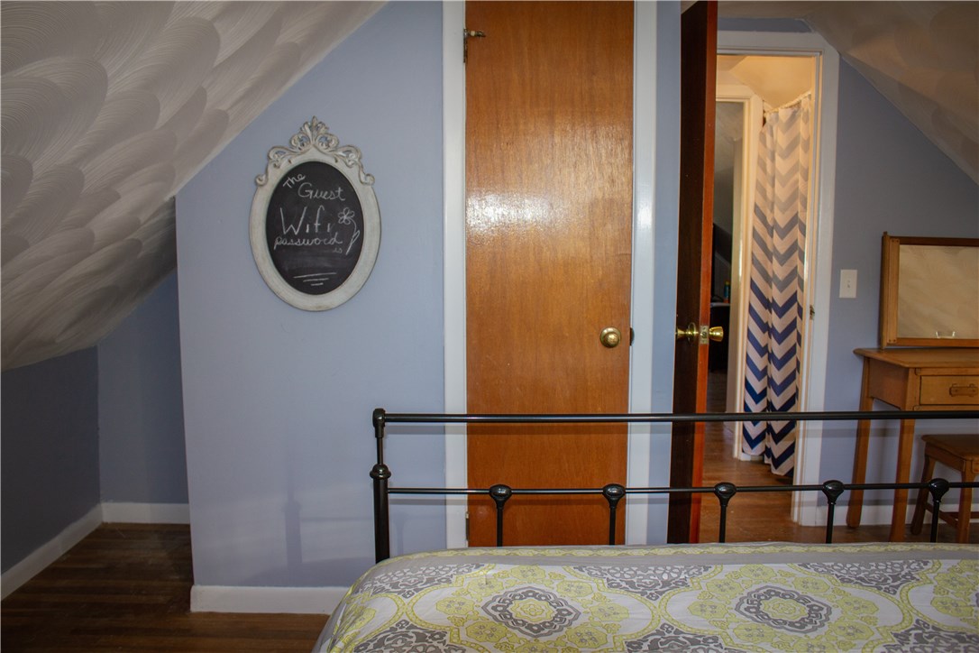 246 Riverside Avenue Warwick, RI 02889 - Photo 18 of 40