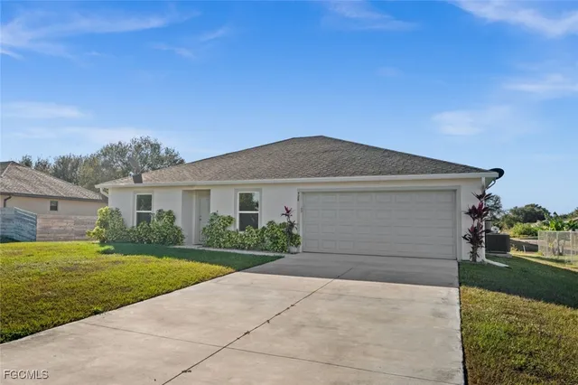 $1,750 | 428 Piedmont Street, Lehigh Acres, FL 33974