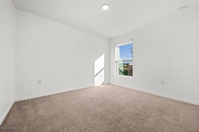 $1,750 | 428 Piedmont Street, Lehigh Acres, FL 33974