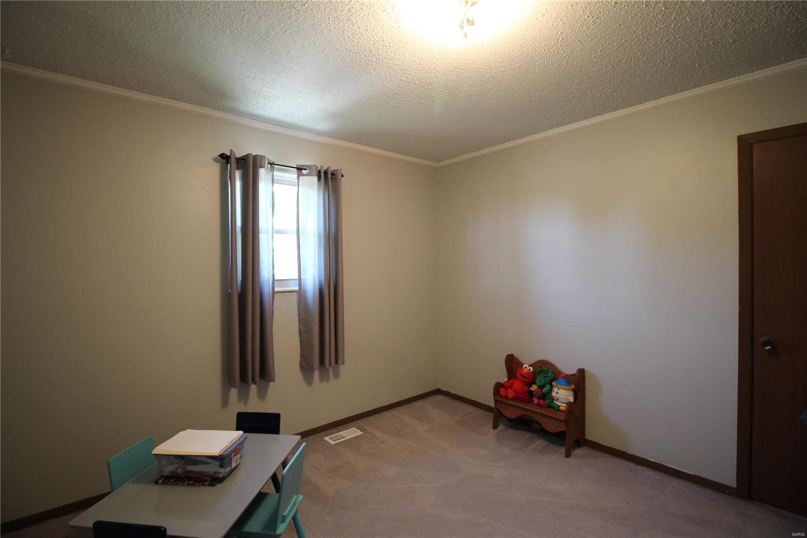 2340 Morrison Road Granite City, IL 62040 - Photo 20 of 45 Gallery Image 20