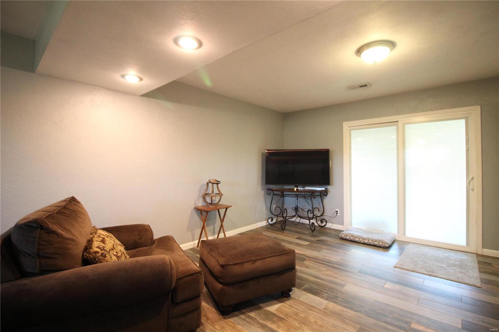 2340 Morrison Road Granite City, IL 62040 - Photo 26 of 45 Gallery Image 26