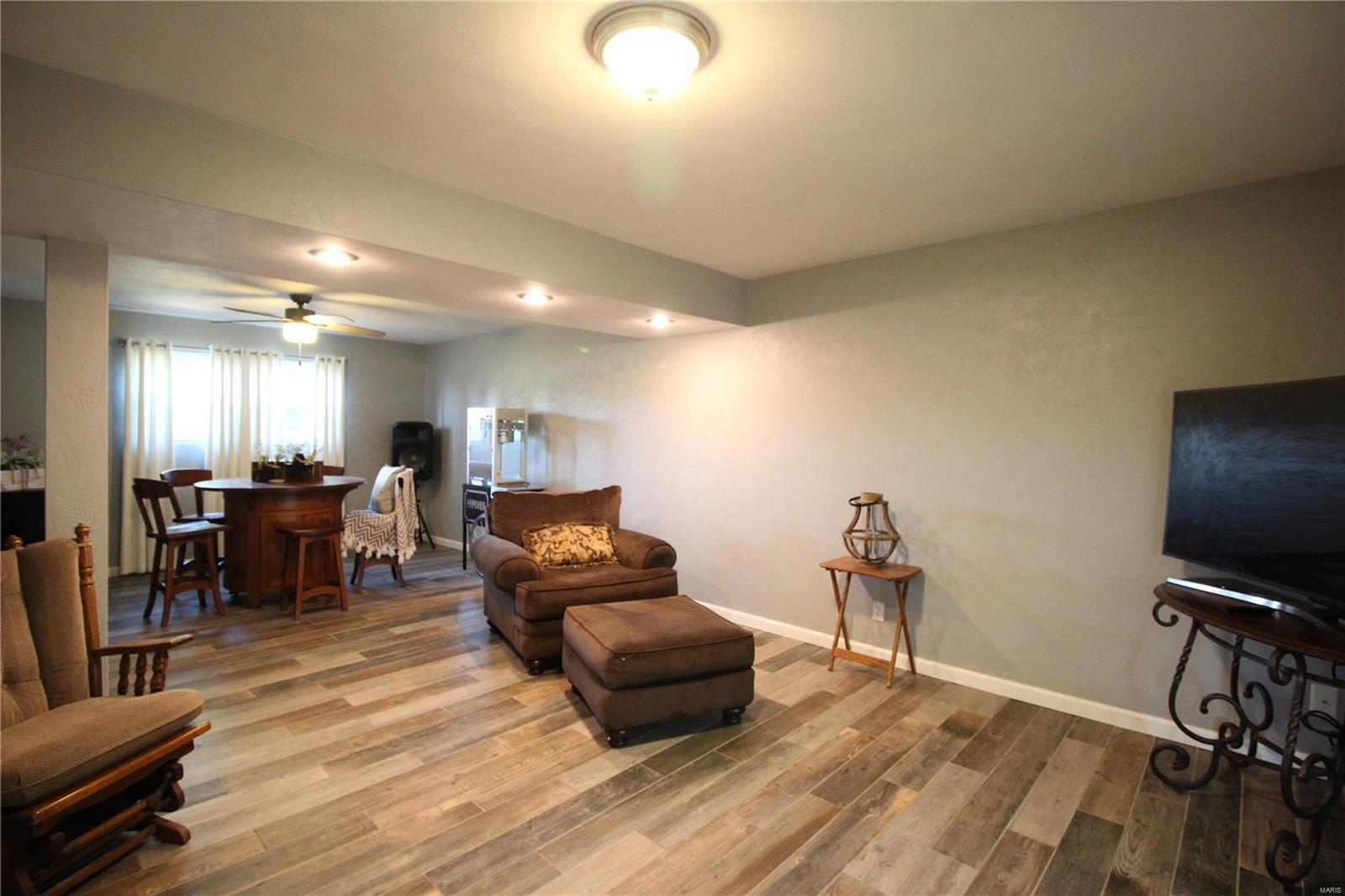 2340 Morrison Road Granite City, IL 62040 - Photo 27 of 45 Gallery Image 27