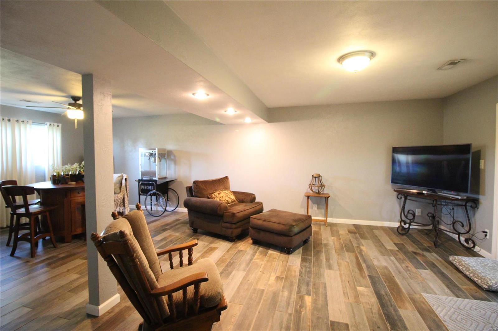 2340 Morrison Road Granite City, IL 62040 - Photo 28 of 45 Gallery Image 28