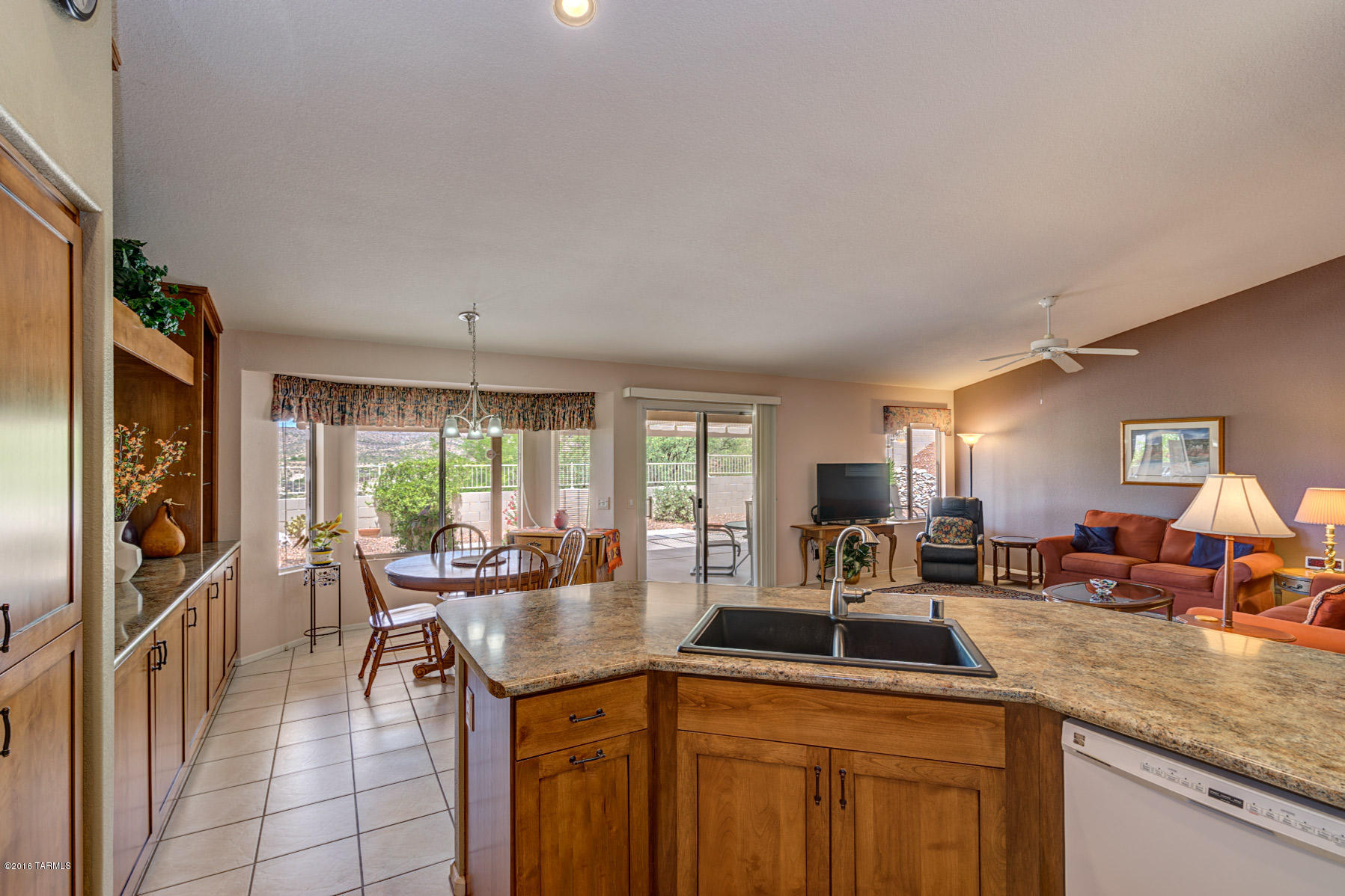 65192 East Emerald Ridge Drive Tucson, AZ 85739 - Photo 16 of 32