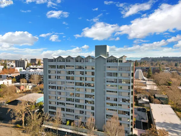 $179,000 | 1313 Lincoln Street, Unit 1005, Eugene, OR 97401