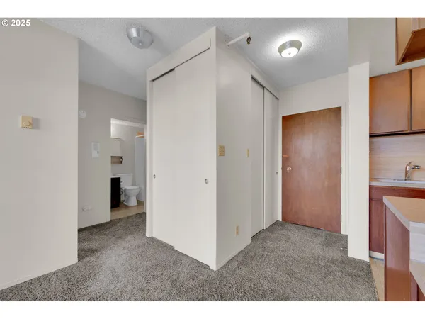 $179,000 | 1313 Lincoln Street, Unit 1005, Eugene, OR 97401