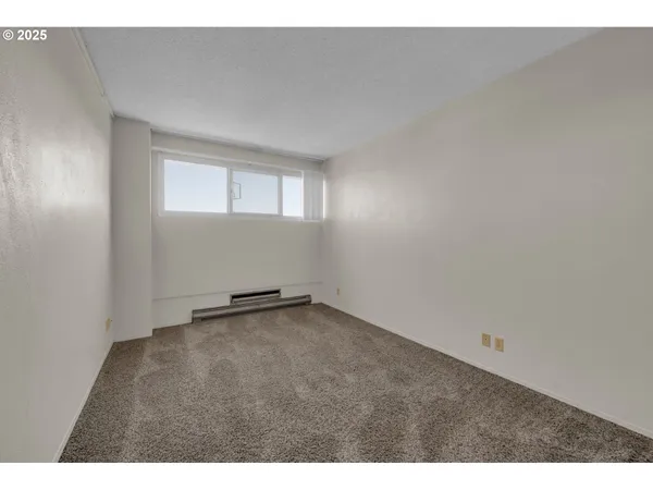 $179,000 | 1313 Lincoln Street, Unit 1005, Eugene, OR 97401