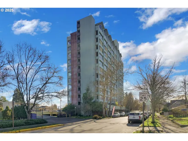 $199,700 | 1313 Lincoln Street, Unit 1005, Eugene, OR 97401